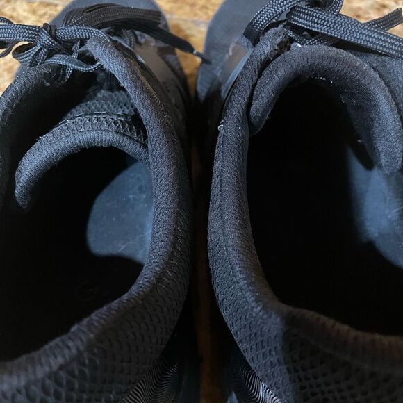 Traq By Alegria Qarma On Point
Black Lace-up Sneaker Shoes sz 8.5 - Picture 10 of 10